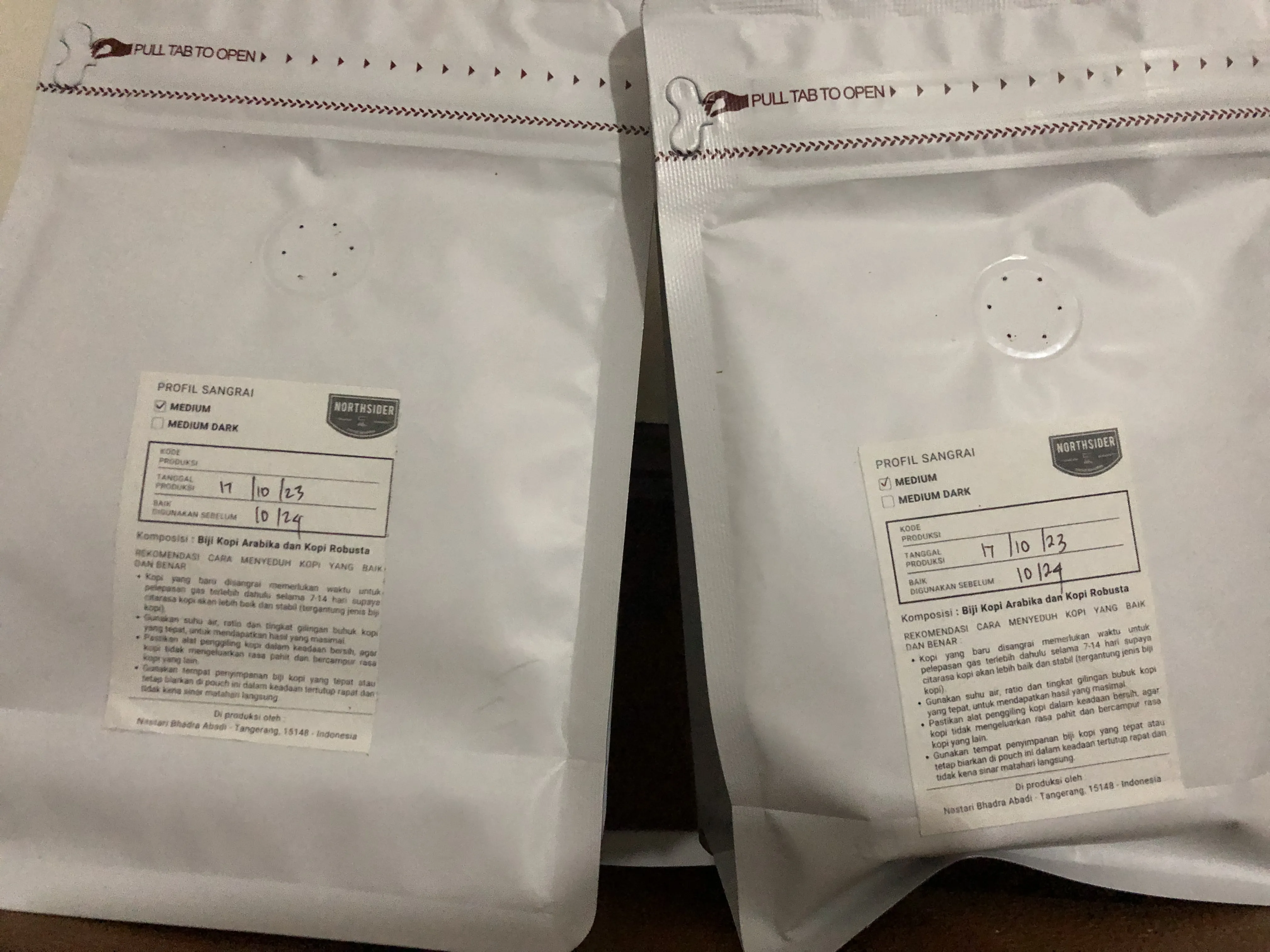 Back side of some Northsider's coffee bags, it says production date: 2023-10-17, and best before: 2024-10. Taken at 2023-10-26.